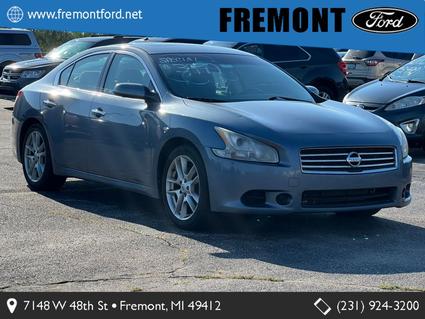 2010 Nissan Maxima Fremont MI