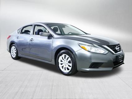 2016 Nissan Altima Minneapolis MN