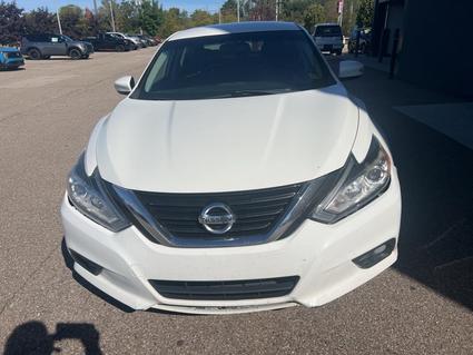 2018 Nissan Altima Clinton Township MI