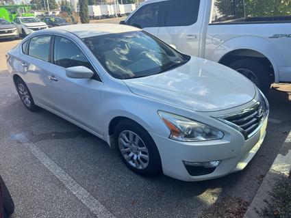 2015 Nissan Altima Bloomington IN