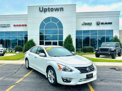 2015 Nissan Altima Slinger WI