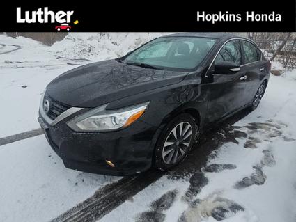 2017 Nissan Altima Hopkins MN