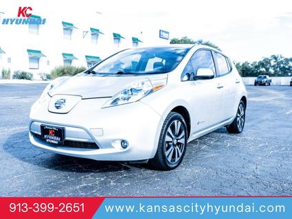 2015 Nissan LEAF Merriam KS