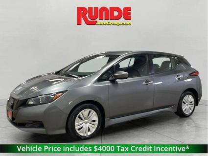 2023 Nissan LEAF Hazel Green WI