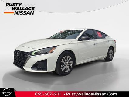 2025 Nissan Altima Knoxville TN