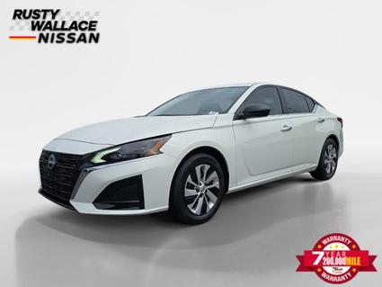 2025 Nissan Altima Knoxville TN