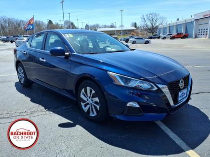 2019 Nissan Altima Rockford Il