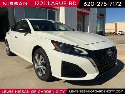 2025 Nissan Altima Garden City KS