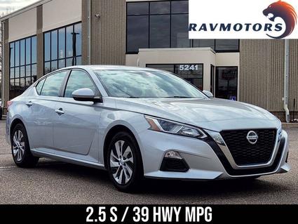 2021 Nissan Altima Burnsville MN