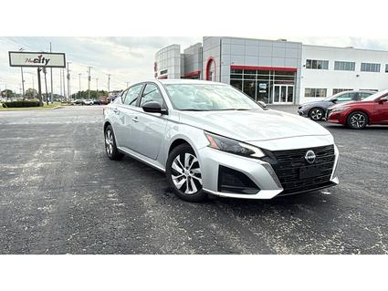 2024 Nissan Altima Elkhart IN