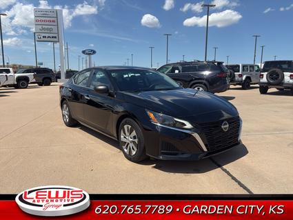 2024 Nissan Altima Garden City KS