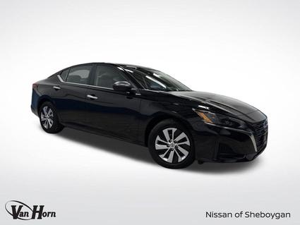 2025 Nissan Altima Sheboygan WI
