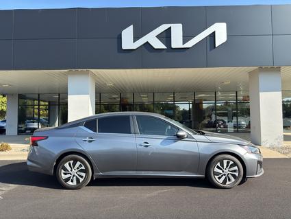 2023 Nissan Altima Carbondale IL