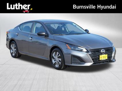 2024 Nissan Altima Burnsville MN