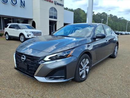 2025 Nissan Altima Louisville MS