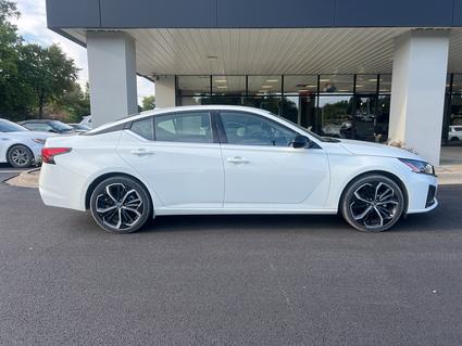 2024 Nissan Altima Carbondale IL