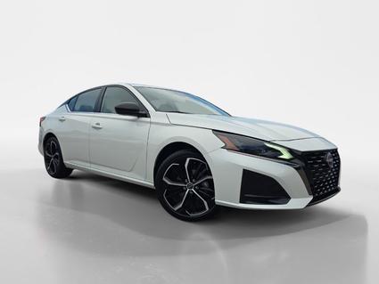 2025 Nissan Altima Knoxville TN