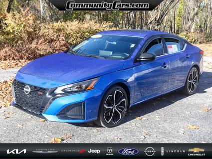 2025 Nissan Altima Bloomington IN