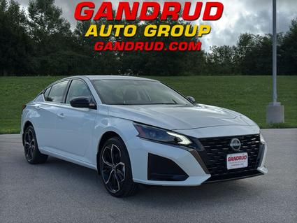 2025 Nissan Altima Green Bay WI