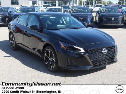 2025 Nissan Altima Bloomington IN