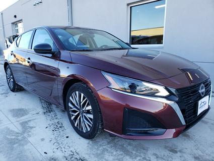 2025 Nissan Altima Winona MN