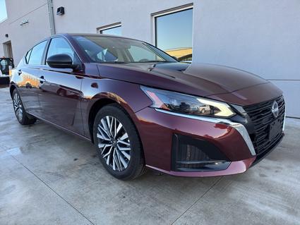 2025 Nissan Altima Winona MN