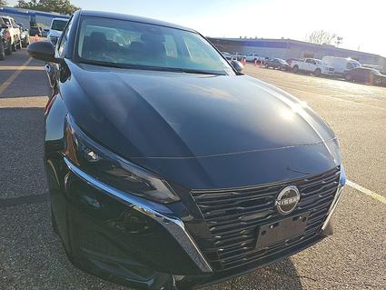 2025 Nissan Altima Lawrence KS