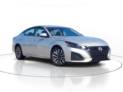 2023 Nissan Altima Clinton Township MI
