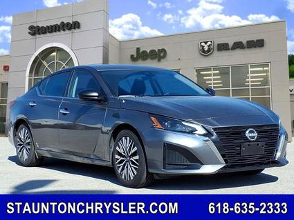 2025 Nissan Altima Staunton IL