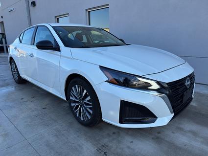 2025 Nissan Altima Winona MN