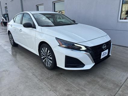 2025 Nissan Altima Winona MN