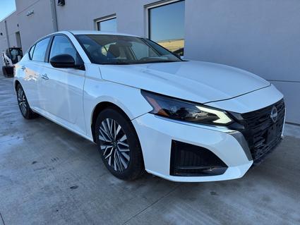 2025 Nissan Altima Winona MN