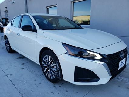 2025 Nissan Altima Winona MN