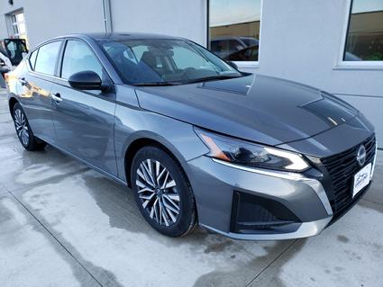 2025 Nissan Altima Winona MN