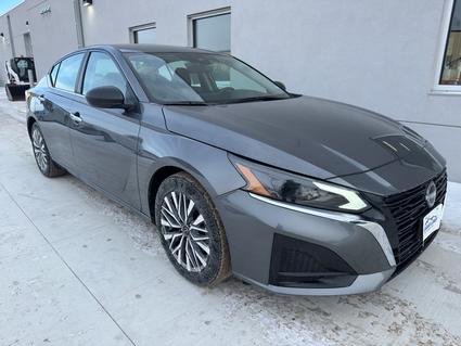 2025 Nissan Altima Winona MN