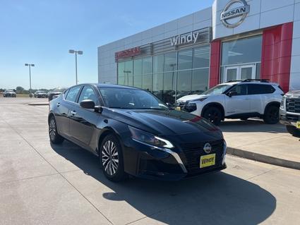 2025 Nissan Altima Elk City OK