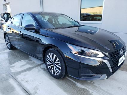 2025 Nissan Altima Winona MN