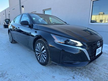 2025 Nissan Altima Winona MN