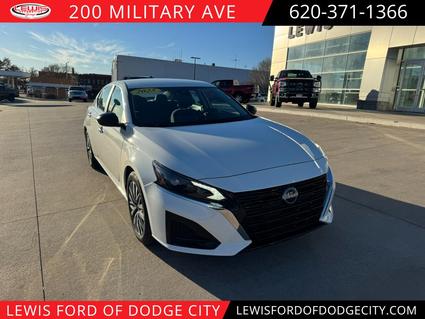 2025 Nissan Altima Dodge City KS