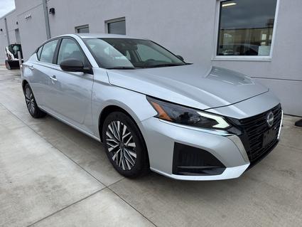 2025 Nissan Altima Winona MN