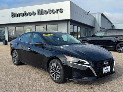 2025 Nissan Altima Baraboo WI