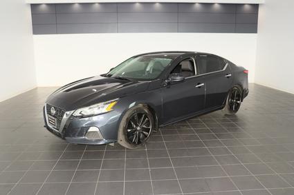 2022 Nissan Altima  
