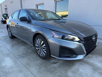 2025 Nissan Altima Winona MN