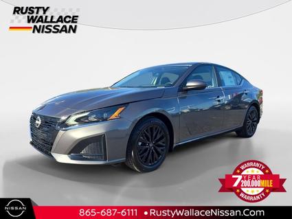 2025 Nissan Altima Knoxville TN
