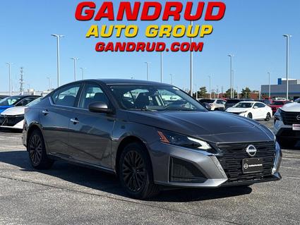2025 Nissan Altima Green Bay WI