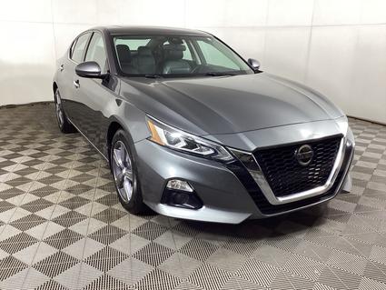 2022 Nissan Altima Grandville MI