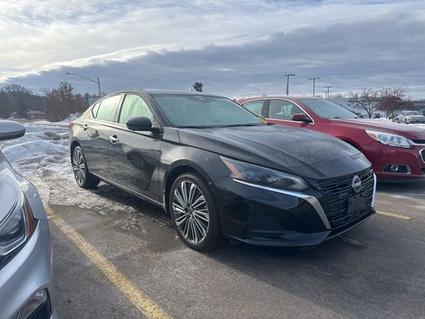 2024 Nissan Altima Stevens Point WI