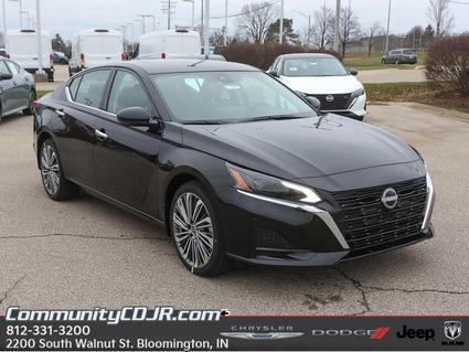 2025 Nissan Altima Bloomington IN
