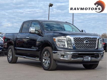 2019 Nissan Titan Burnsville MN