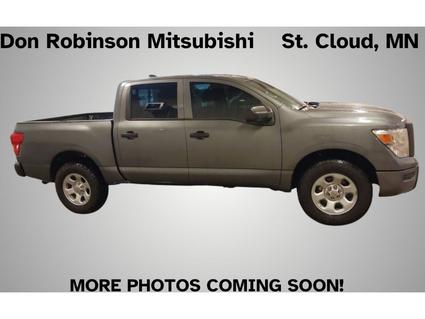 2023 Nissan Titan St Cloud MN